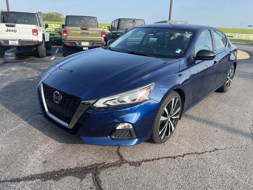 2021 Nissan Altima 2.5 SR
