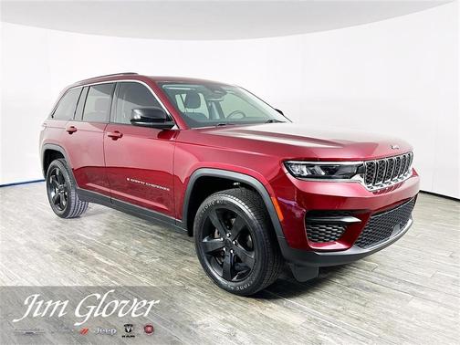 2023 Jeep Grand Cherokee Laredo