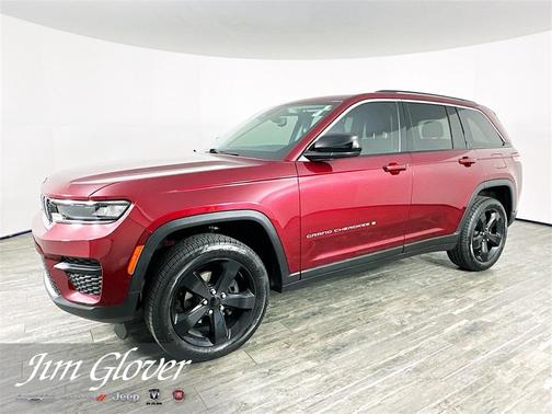 2023 Jeep Grand Cherokee Laredo