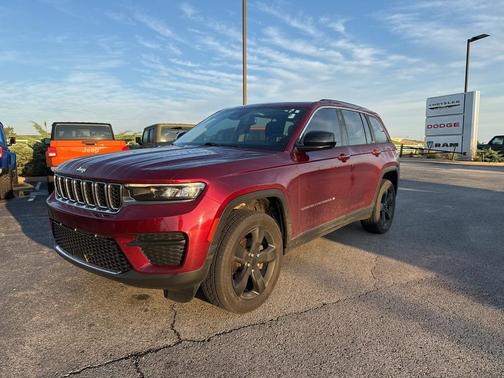2023 Jeep Grand Cherokee Laredo