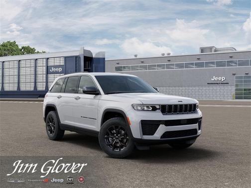 2026 Jeep Grand Cherokee Laredo