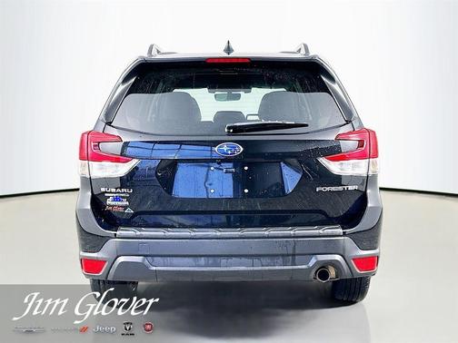 Crystal Black Silica 2020 Subaru Forester Limited