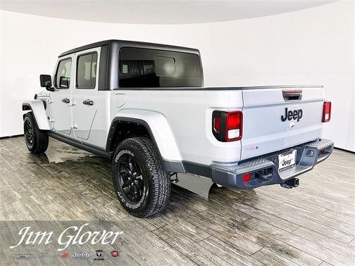 2023 Jeep Gladiator Sport
