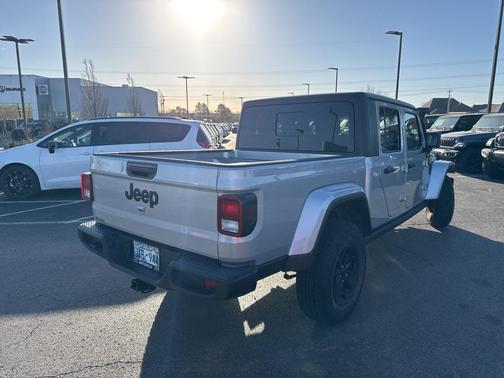 2023 Jeep Gladiator Sport