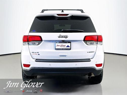 Bright White Clearcoat 2021 Jeep Grand Cherokee Laredo E