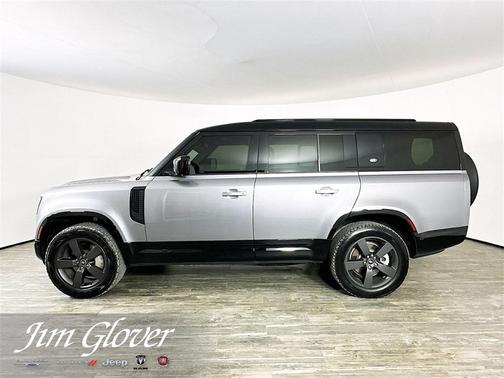 2023 Land Rover Defender X-Dynamic SE