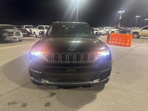 Diamond Black 2024 Jeep Grand Cherokee L Limited