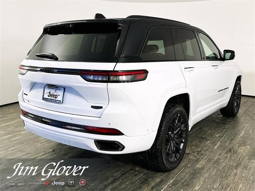 2025 Jeep Grand Cherokee Summit