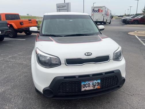 2016 Kia Soul Base