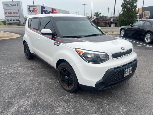 2016 Kia Soul Base