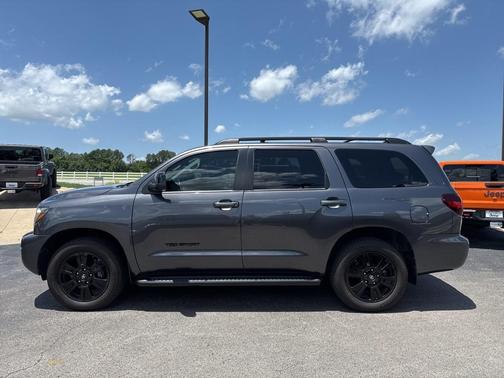 2019 Toyota Sequoia SR5