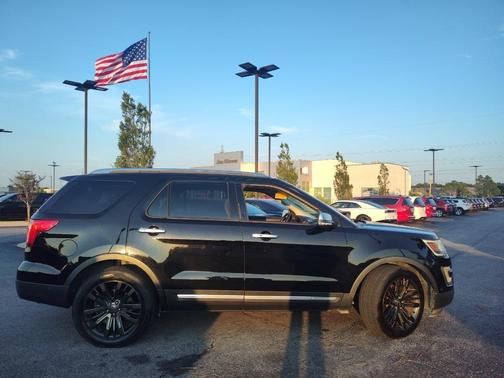 2017 Ford Explorer Platinum