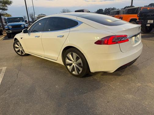 2020 Tesla Model S Long Range