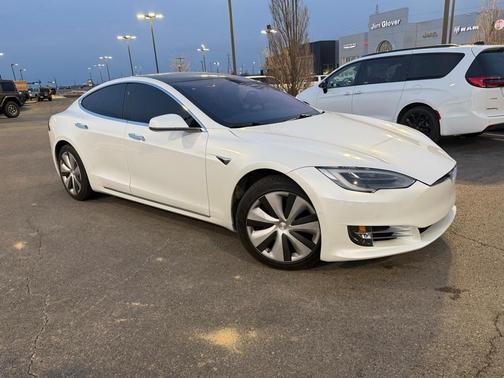 2020 Tesla Model S Long Range