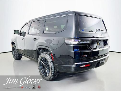 Gloss Black 2026 Jeep Grand Wagoneer Summit Obsidian