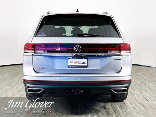 2025 Volkswagen Atlas 2.0T SE