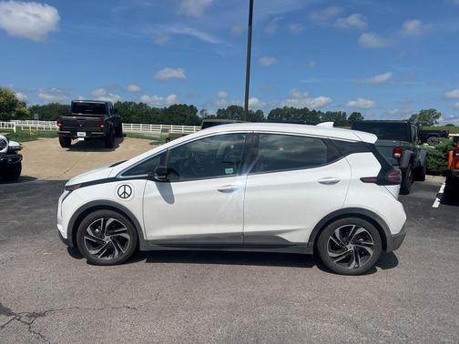 2023 Chevrolet Bolt EV 2LT