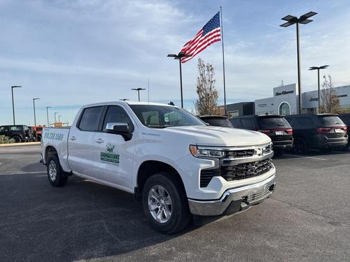 2023 Chevrolet Silverado 1500 LT