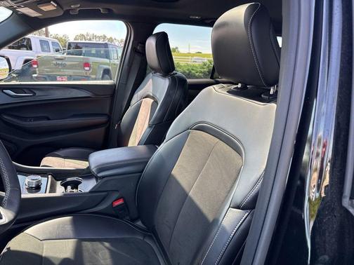 Black 2025 Jeep Grand Cherokee Laredo