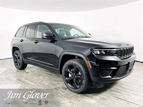 Black 2025 Jeep Grand Cherokee Laredo
