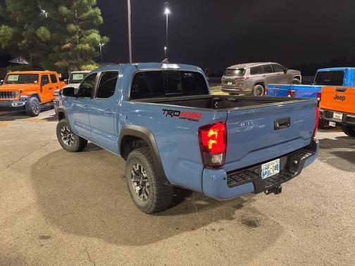 2019 Toyota Tacoma SR