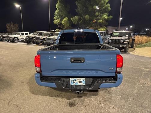 2019 Toyota Tacoma SR