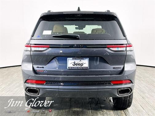 2025 Jeep Grand Cherokee Summit