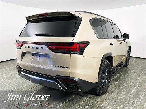 2025 Lexus LX 700h Overtrail
