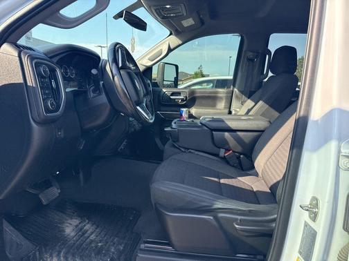 Summit White 2023 Chevrolet Silverado 3500 LT
