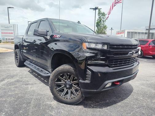 Black 2019 Chevrolet Silverado 1500 RST