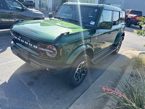 Green Metallic 2025 Ford Bronco Outer Banks