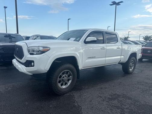 2017 Toyota Tacoma SR5