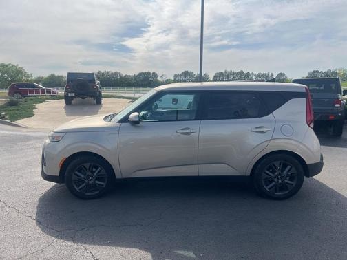 2020 Kia Soul EX