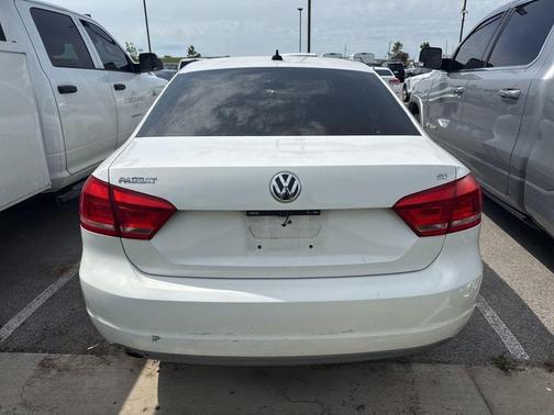 Candy White 2012 Volkswagen Passat 2.5 SE