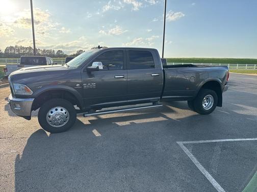 2018 RAM 3500 Laramie