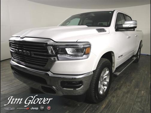 Photo 4 of 34 of 2021 RAM 1500 Laramie
