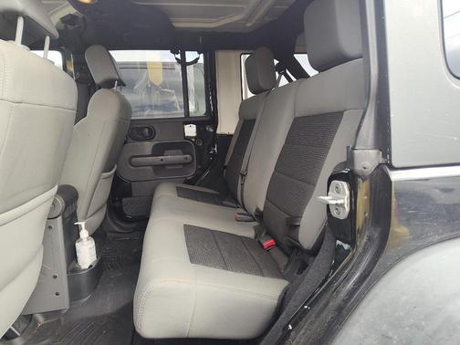 2010 Jeep Wrangler Unlimited Rubicon