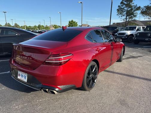 2023 Genesis G70 2.0T