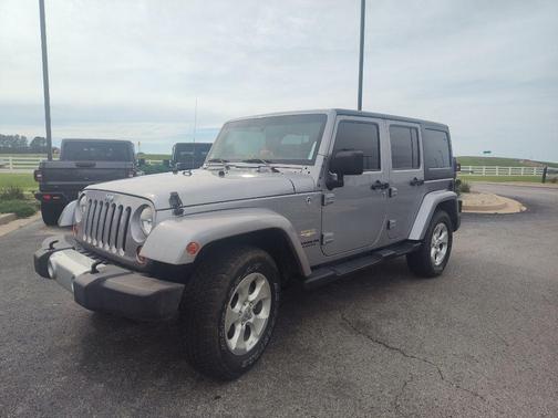 Billet Clearcoat Metallic 2013 Jeep Wrangler Unlimited Sahara