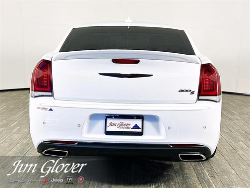 2021 Chrysler 300 S