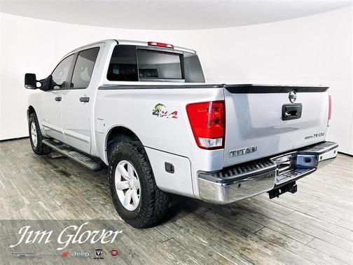 2013 Nissan Titan SV