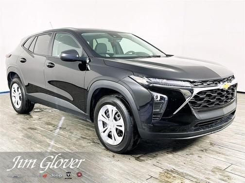 2025 Chevrolet Trax LS