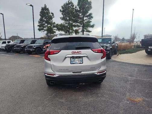 2019 GMC Terrain SLT