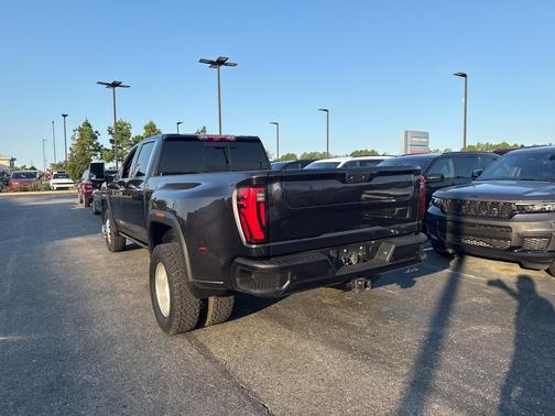 2024 GMC Sierra 3500 Denali Ultimate