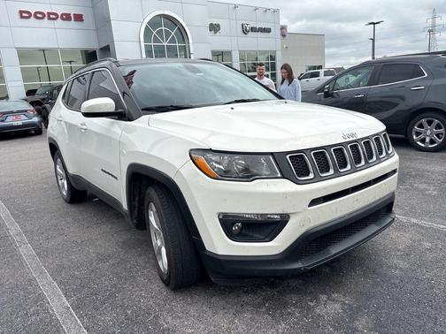 White Clearcoat 2018 Jeep Compass Latitude