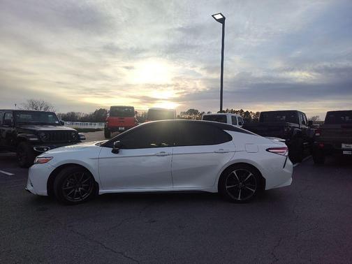 2020 Toyota Camry XSE