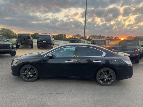 2014 Nissan Maxima SV