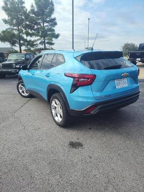 2025 Chevrolet Trax LS