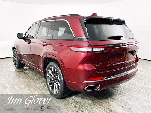 2022 Jeep Grand Cherokee Overland