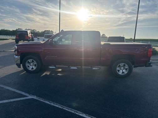 Cajun Red Tintcoat 2018 Chevrolet Silverado 1500 LT